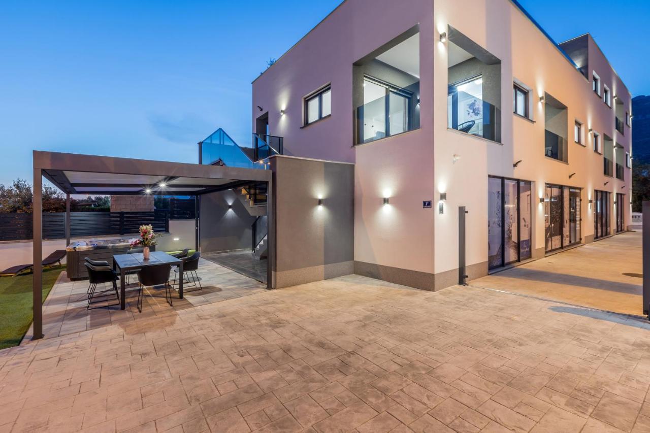 Luxury Apartments Katarina Kaštela Exterior foto