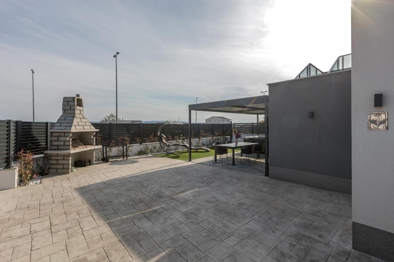 Luxury Apartments Katarina Kaštela Exterior foto